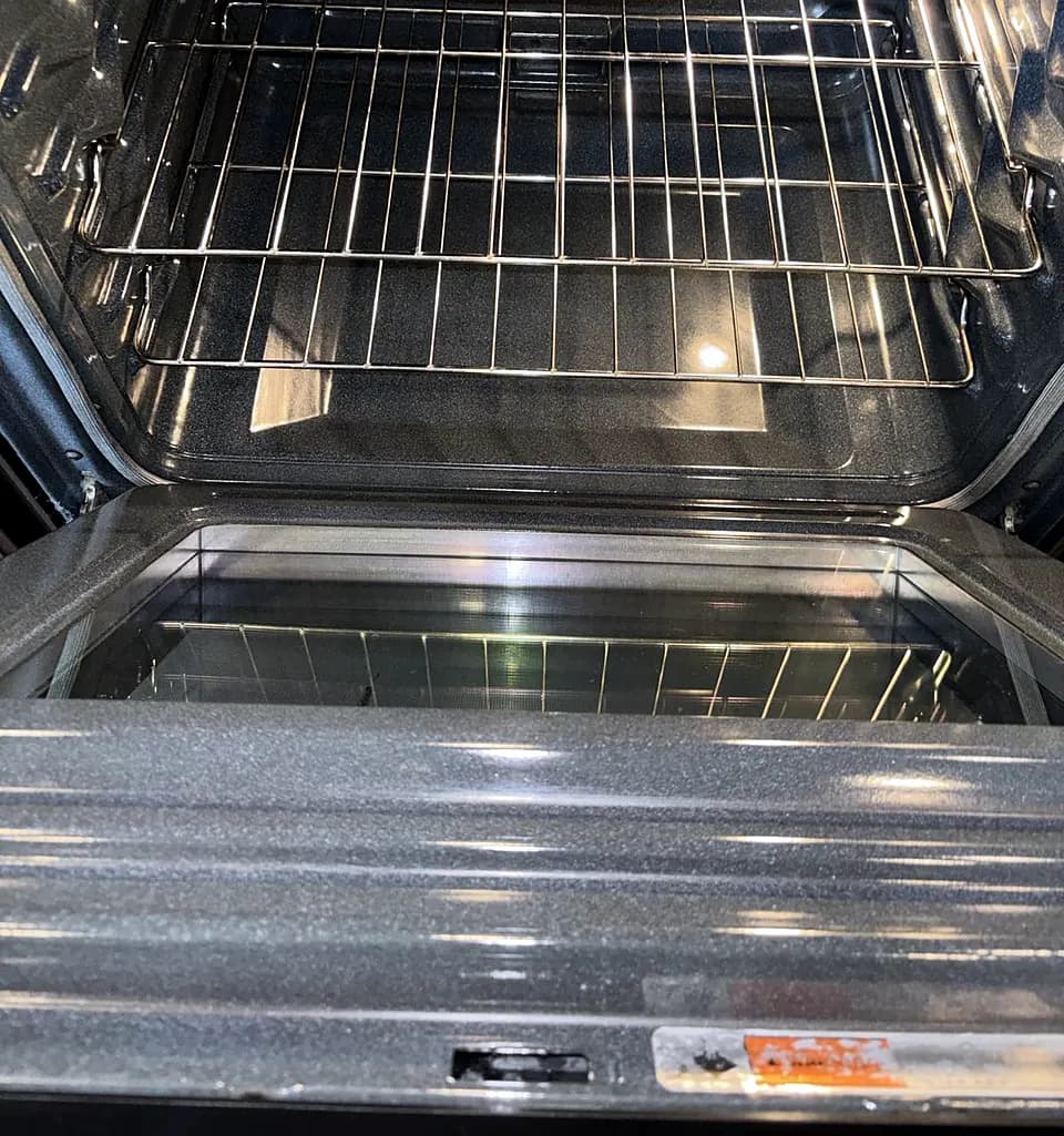 Oven interior and racks after a deep clean